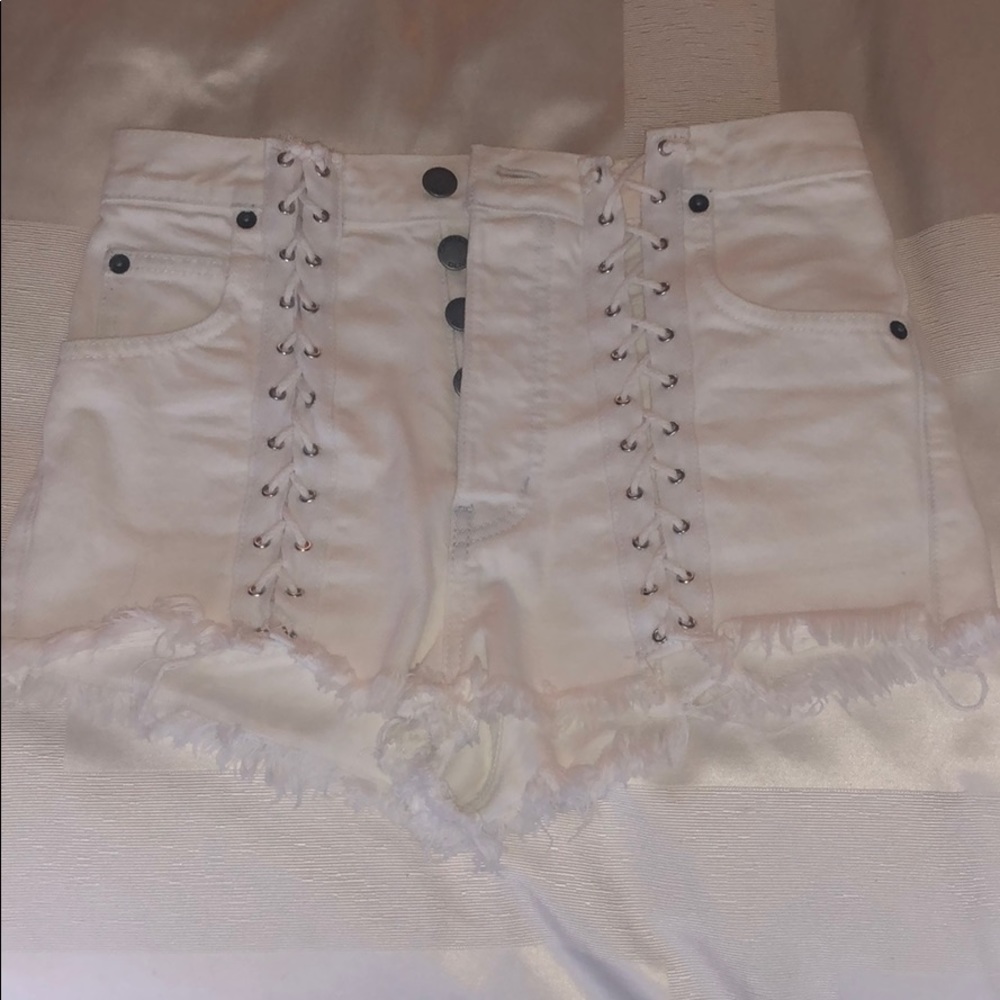 Lace up LF shorts